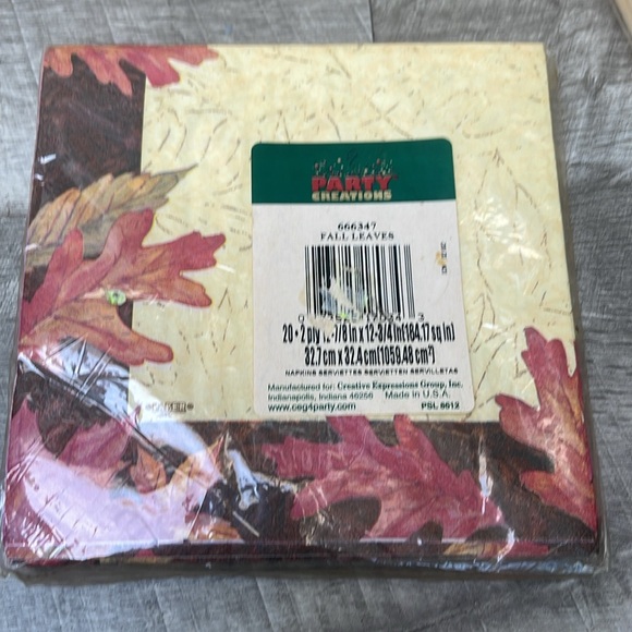 NWT Thanksgiving Paper Goods Bundle - Picture 9 of 16